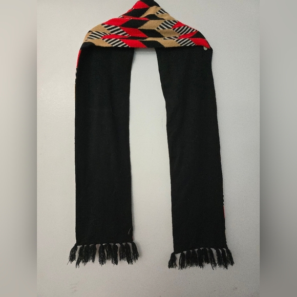 Vera Bradley Knit Jacquard Scarf Red Black Sofia Chevron Fringed Boho - Picture 4 of 6
